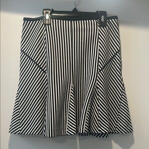 Banana Republic Black and White Striped Women's Skirt